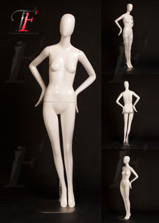女性模特