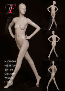 女性模特
